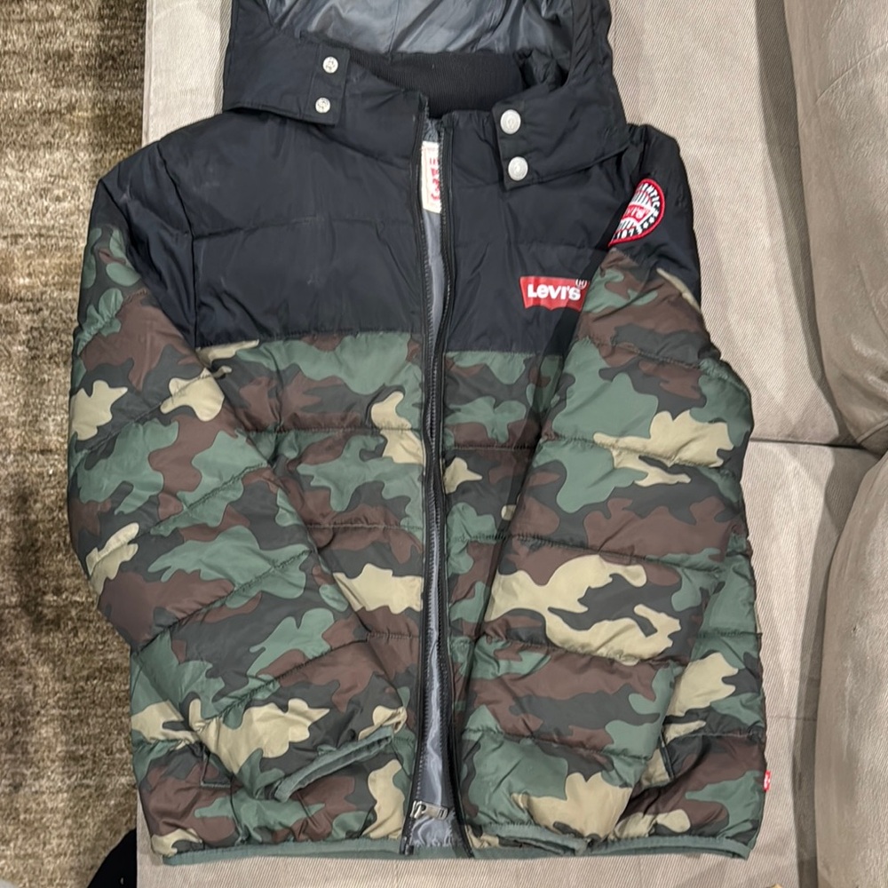 Levi's Camouflage Puffer Jacket